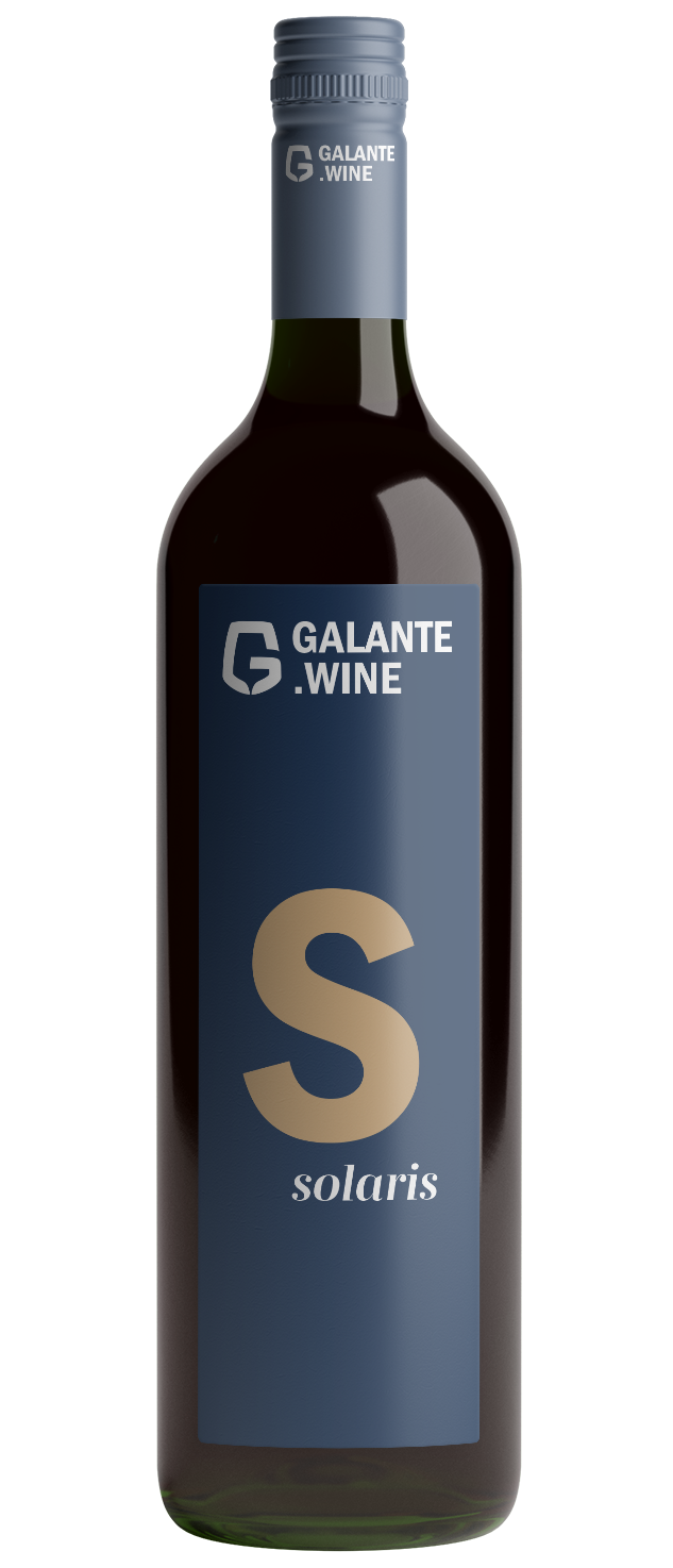 Kieliszek wina, winogrono i klepsydra